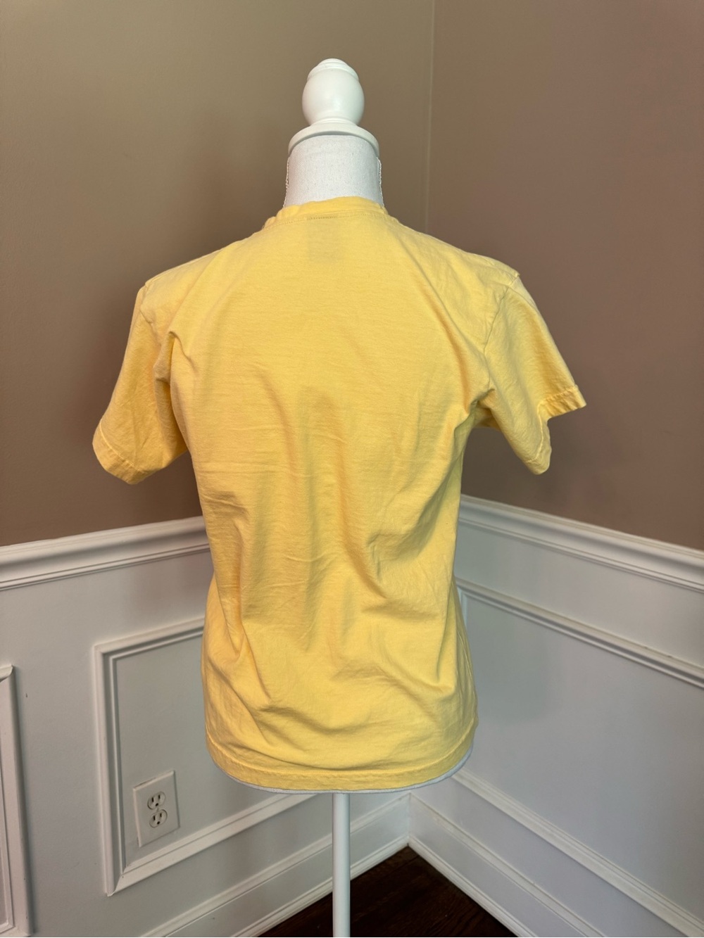 Flor de Cana Vintage Yellow Logo Short Sleeve Tee - Women - Picture 4 of 10